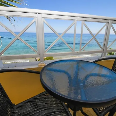 Otel Nefeli Beach 4*